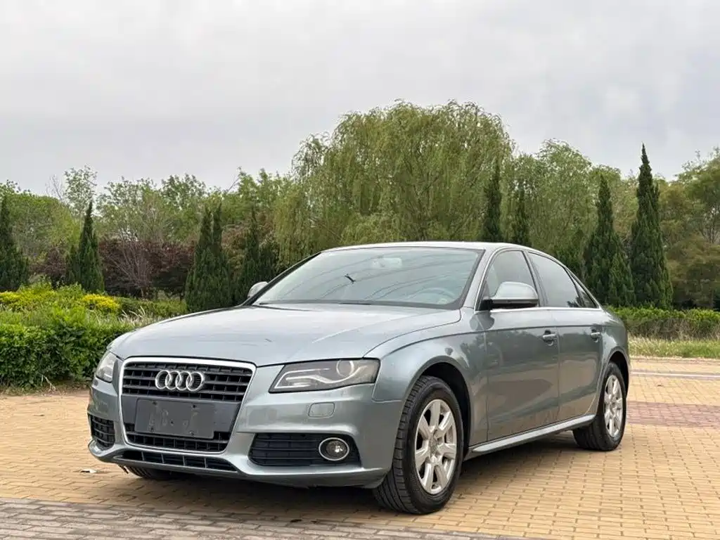 Audi A4L 2010