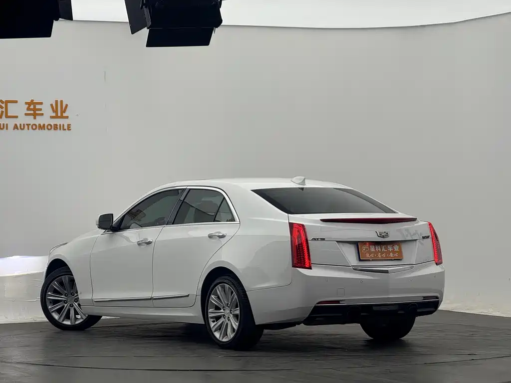 Cadillac ATS-L 2018 — фото 13