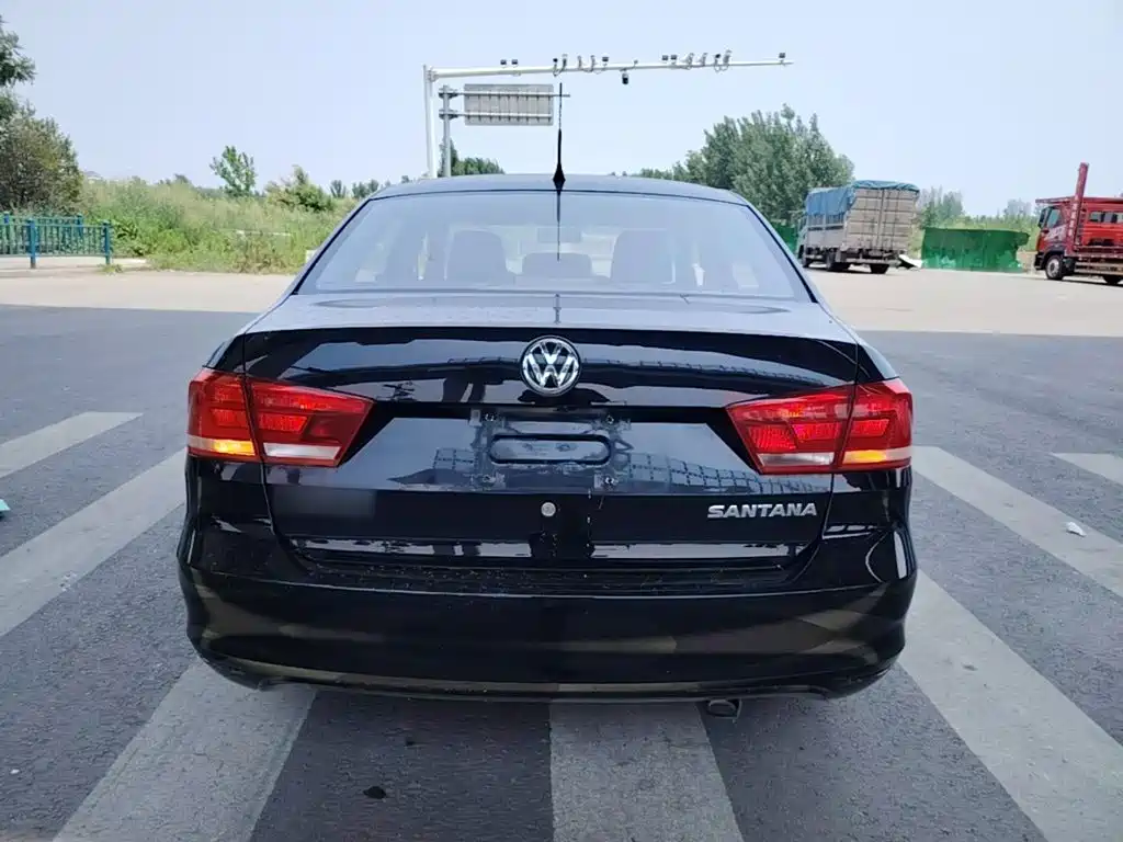 Volkswagen Santana 2015