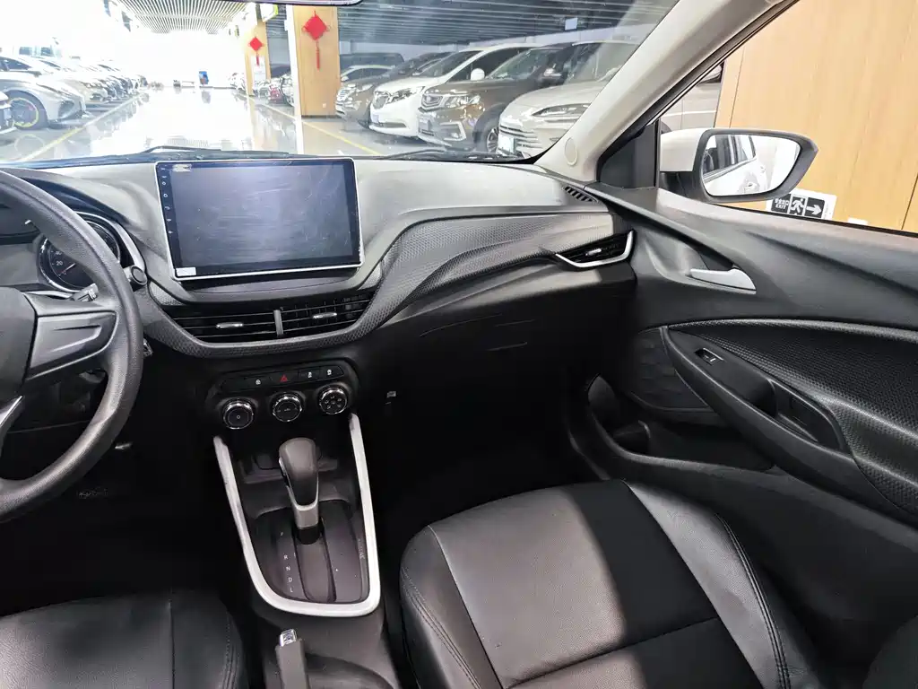 Chevrolet Cavalier 2020 — фото 12