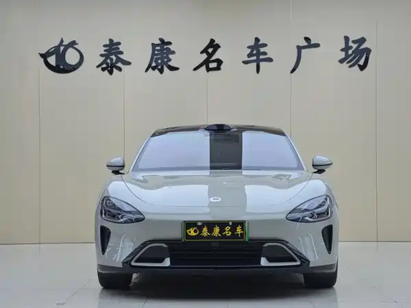 Xiaomi SU7 2025