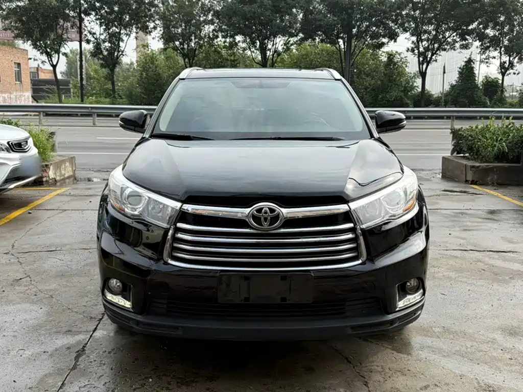 Toyota Highlander 2016 — фото 3