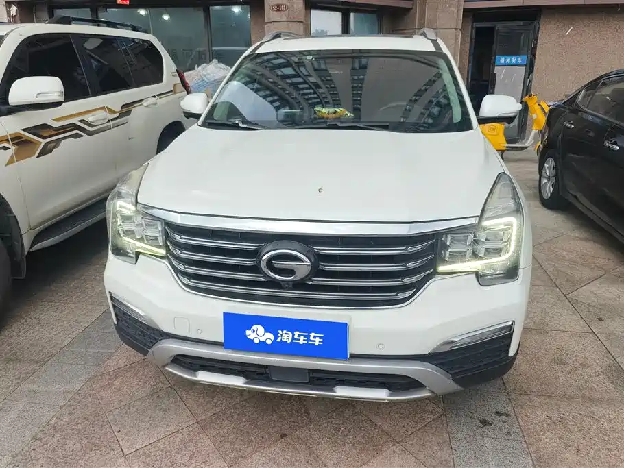 GAC Motor Trumpchi GS8 2017 — фото 2