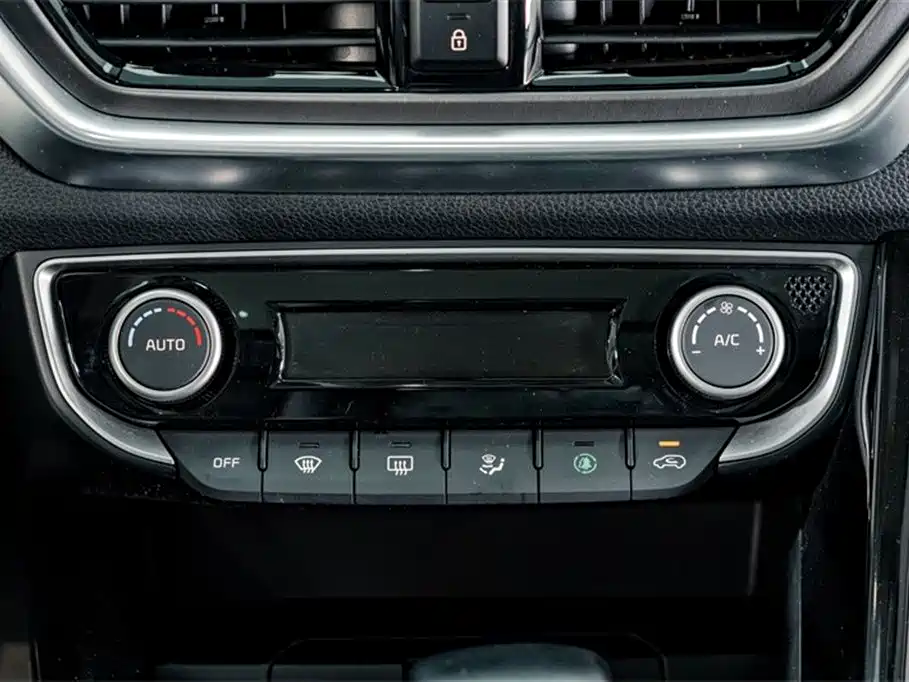 Kia Sportage 2021 — фото 12