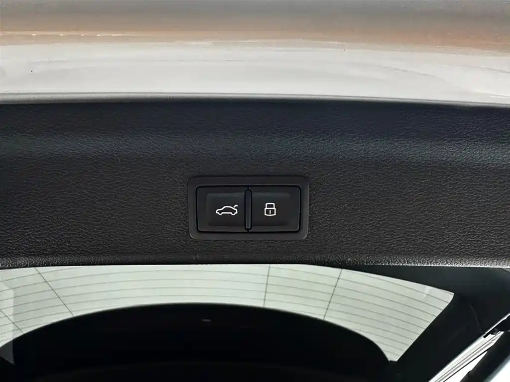 Audi Q3 2022 — фото 18