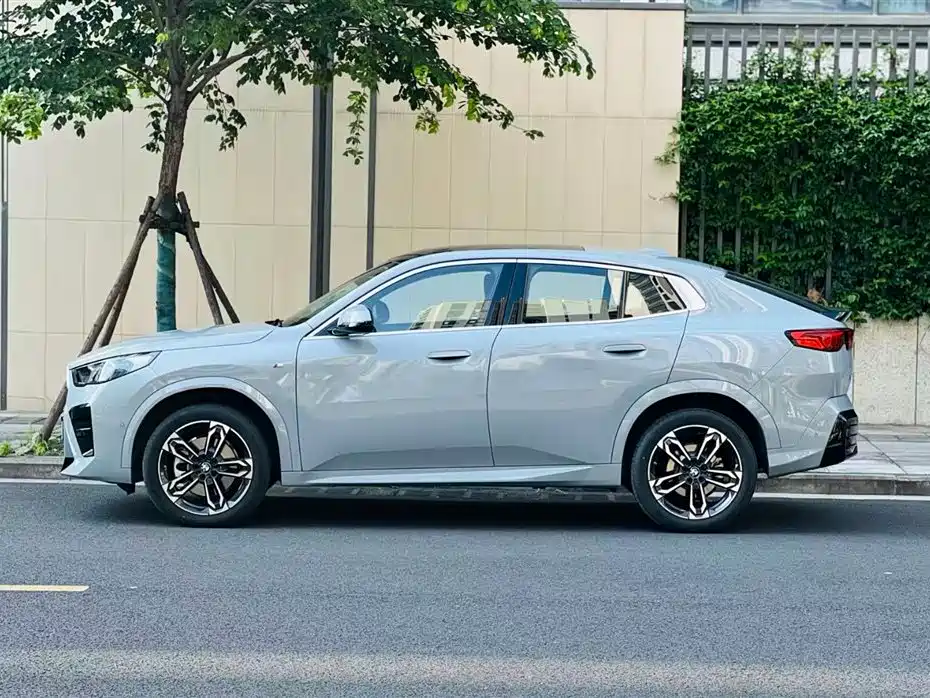 BMW X2 2025 — фото 2