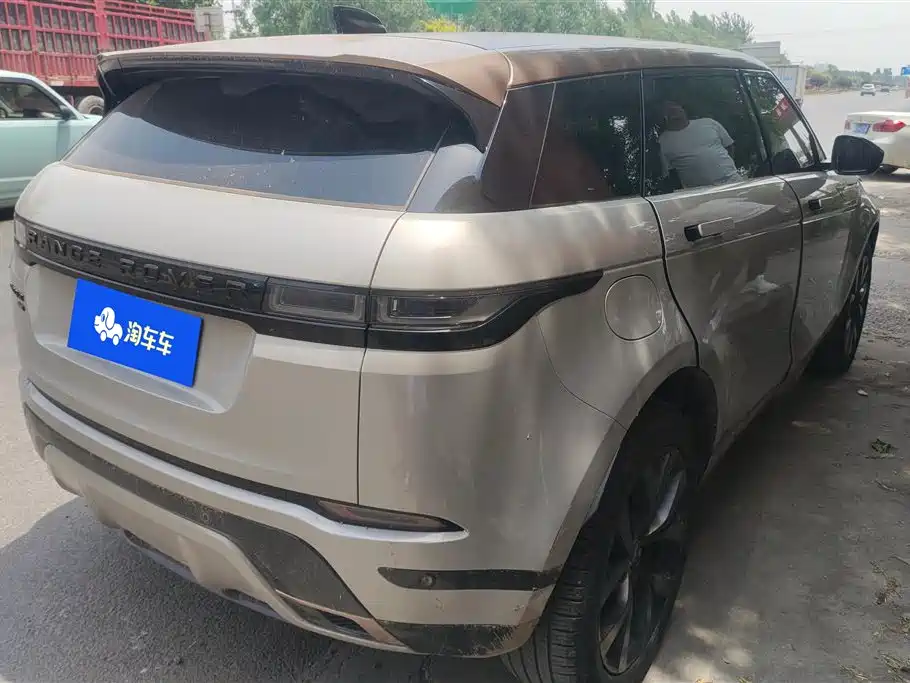 Land Rover Evoque 2023 — фото 3