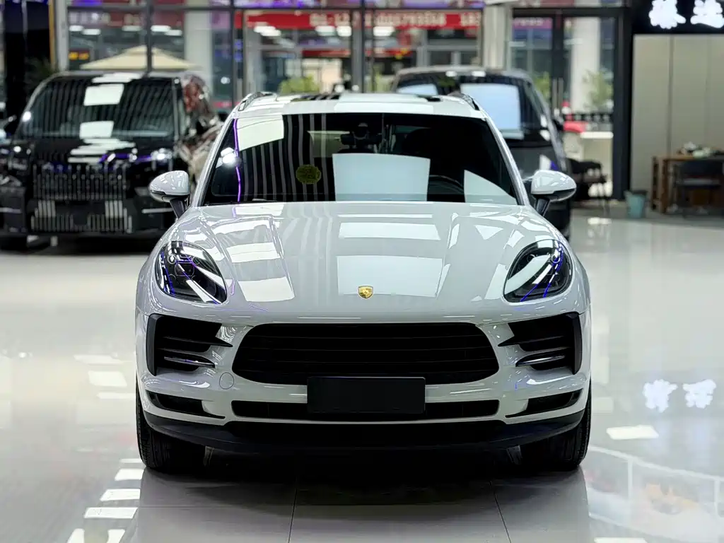 Porsche Macan 2021 — фото 2