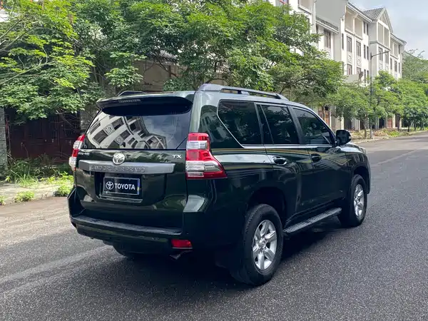 Toyota Prado 2016