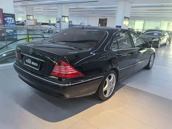 Mercedes-Benz S-Class 2004