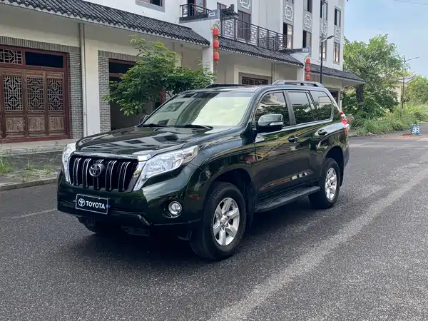 Toyota Prado 2016