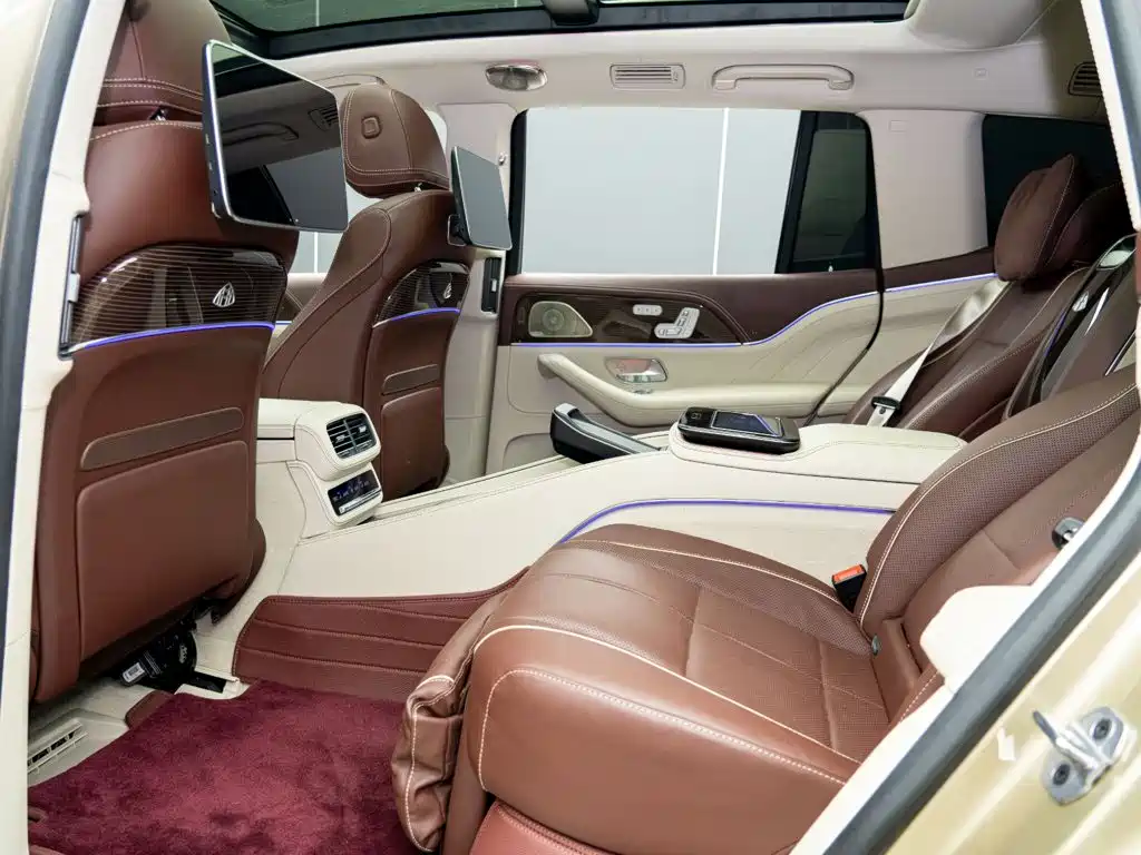 Mercedes-Benz Maybach GLS 2024 — фото 12