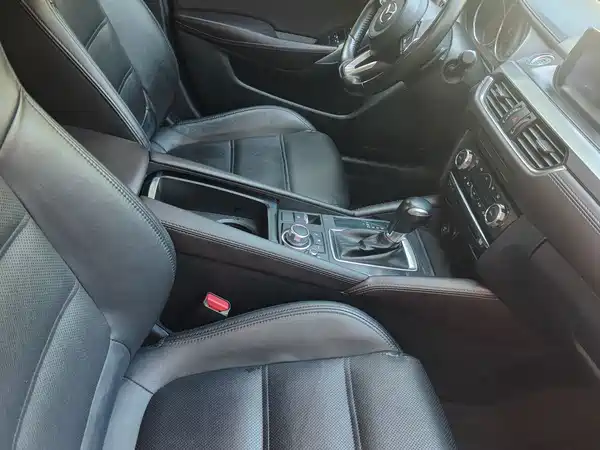Mazda Atenza 2019