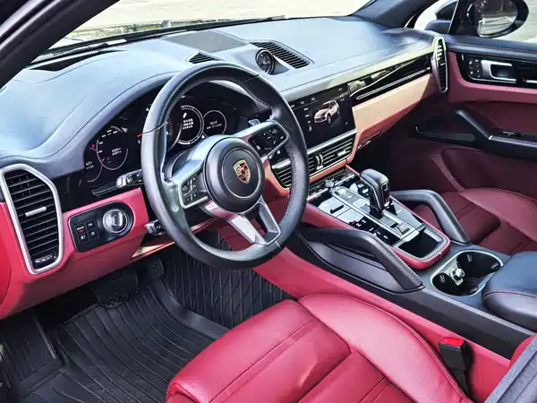 Porsche Cayenne 2023