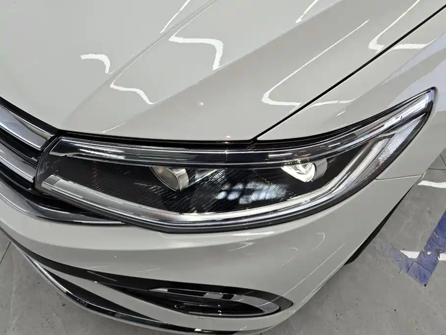 Volkswagen Bora 2023