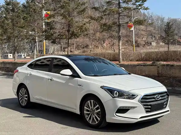 Hyundai Mistra 2017