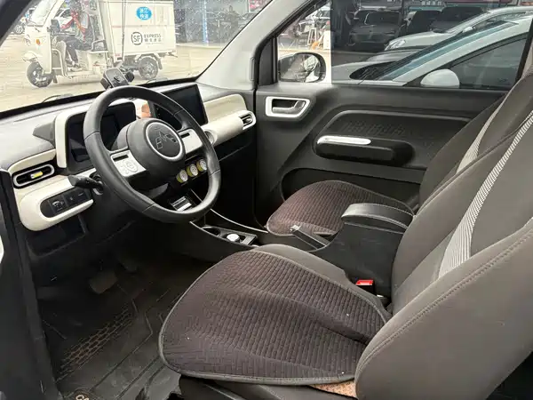 Wuling Hongguang MINIEV 2025