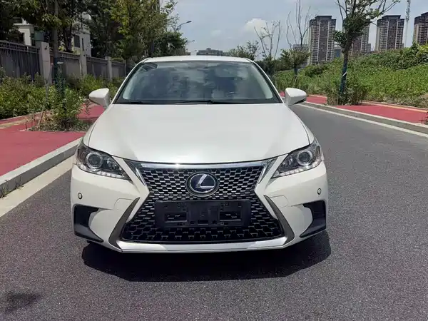 Lexus CT 2018
