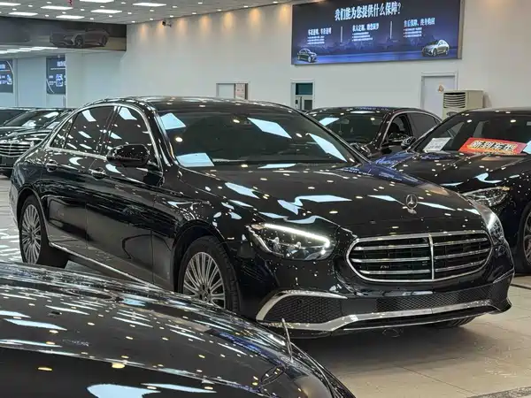 Mercedes-Benz E-Class 2021