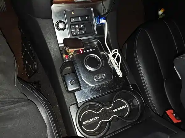 Land Rover Discovery 2016