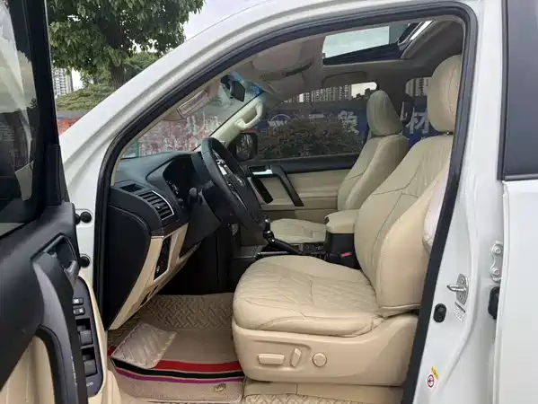 Toyota Prado 2018