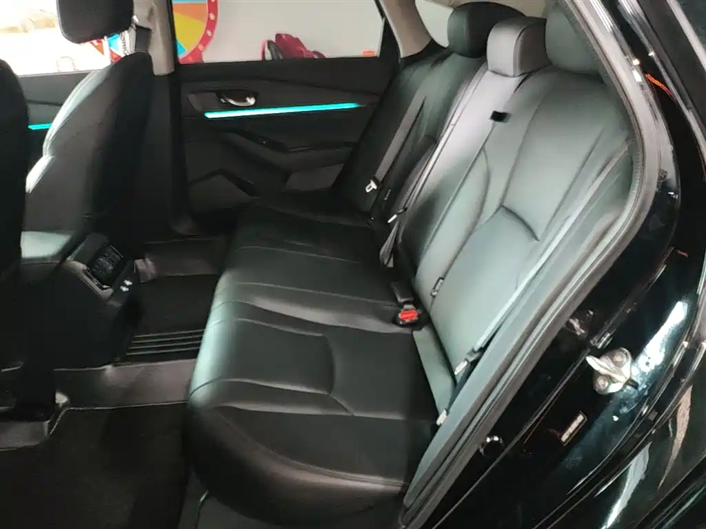 Honda Accord 2023 — фото 17