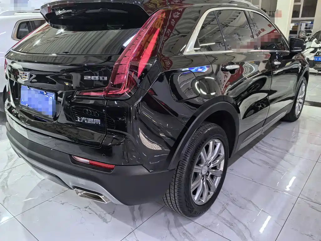 Cadillac XT4 2020 — фото 6