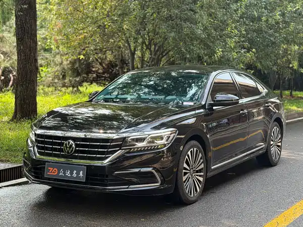 Volkswagen Passat 2021