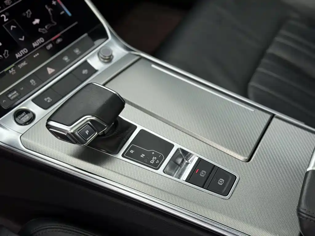 Audi A6L 2021 — фото 13