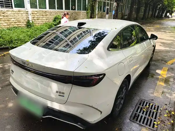 BYD Seal 06 2025