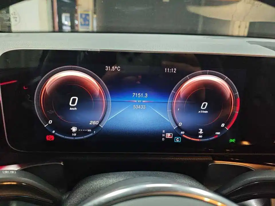 Mercedes-Benz GLB 2020