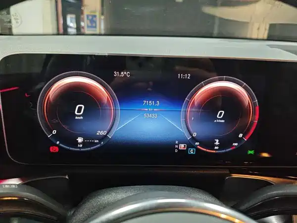 Mercedes-Benz GLB 2020