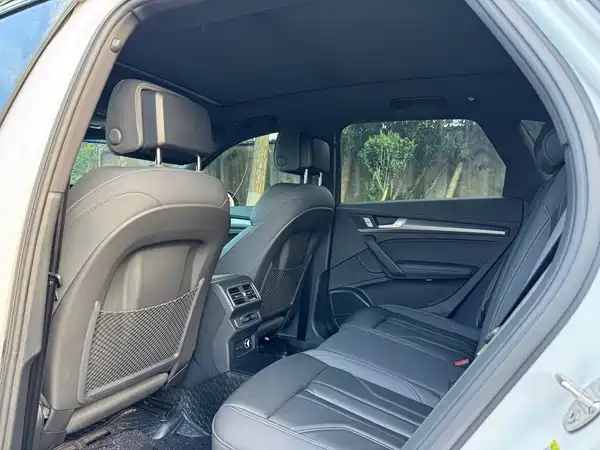 Audi Q5L 2024