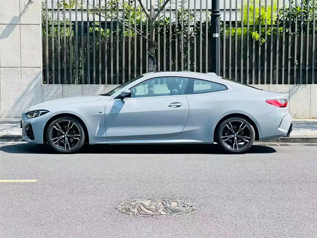 BMW 4 Series 2025