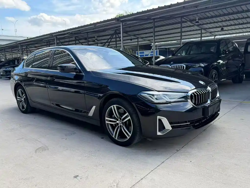 BMW 5 Series 2023
