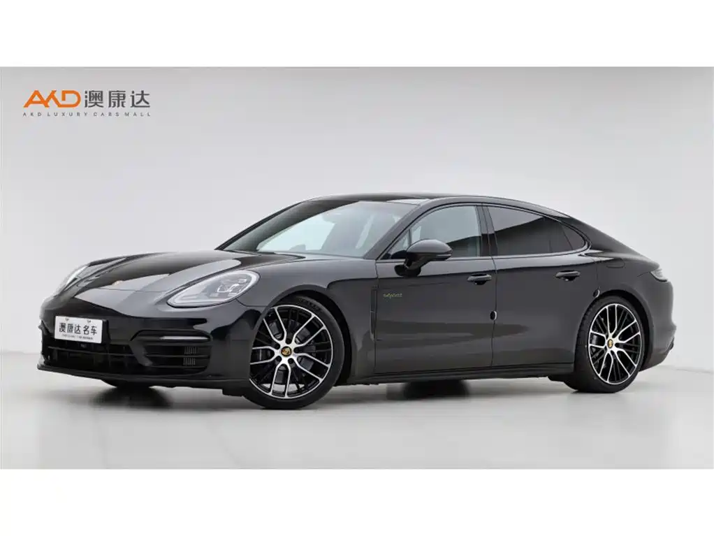Porsche Panamera Hybrid 2024 — фото 1