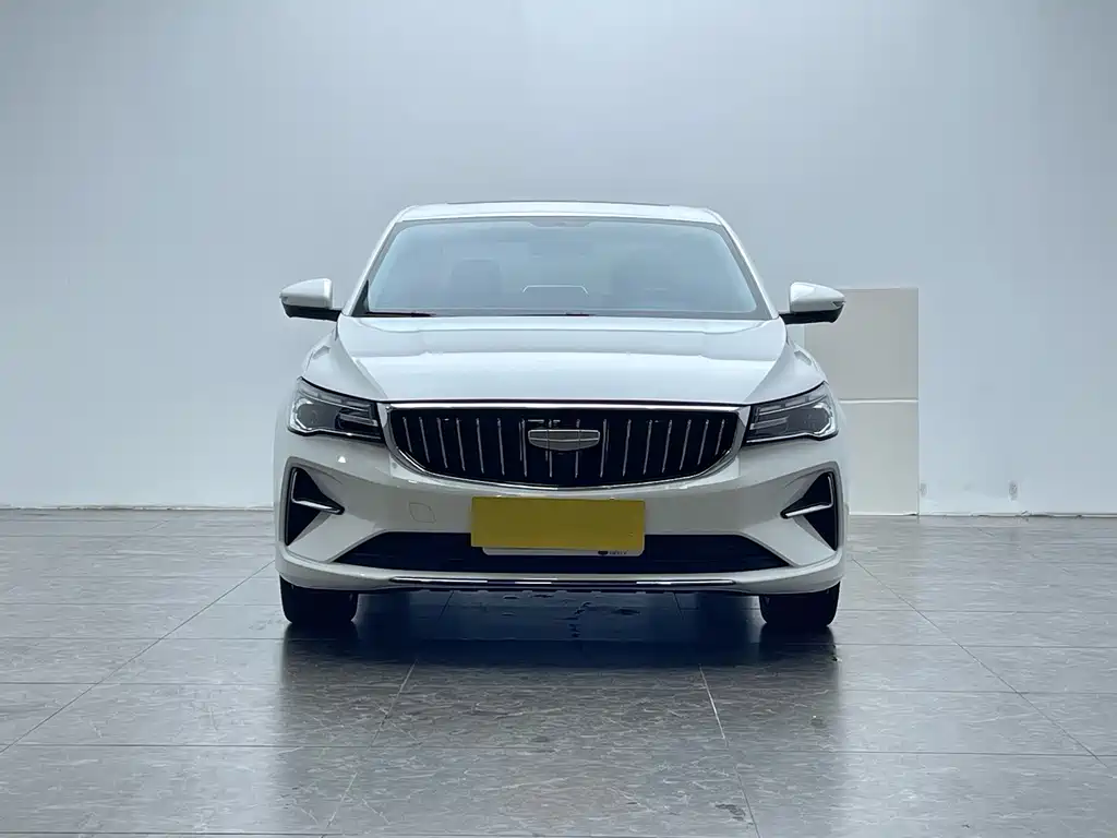 Geely Emgrand 2026