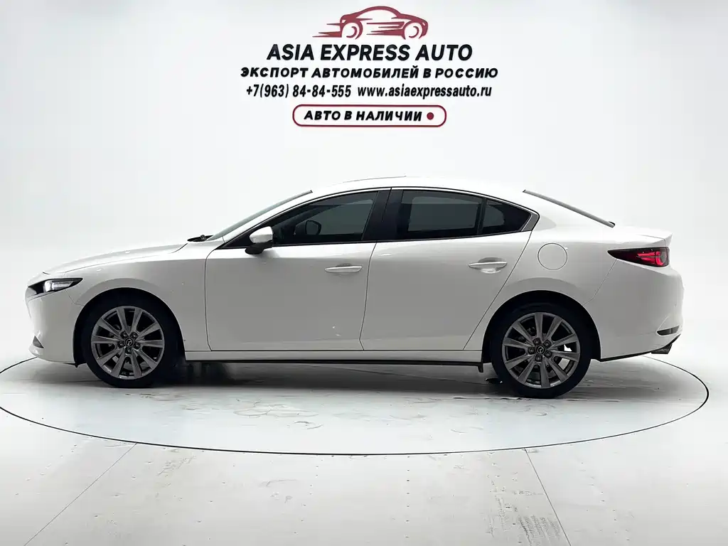 Mazda 3 Axela 2022