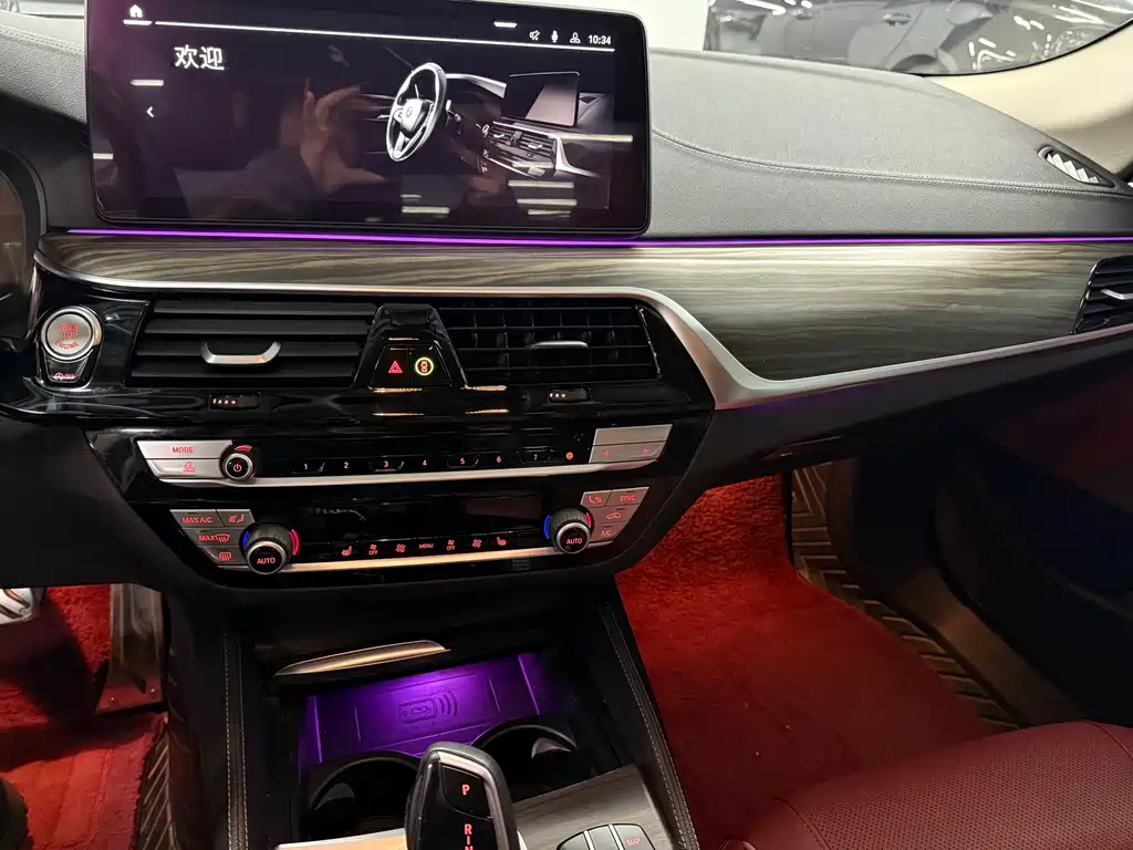 BMW 5 Series 2023 — фото 11
