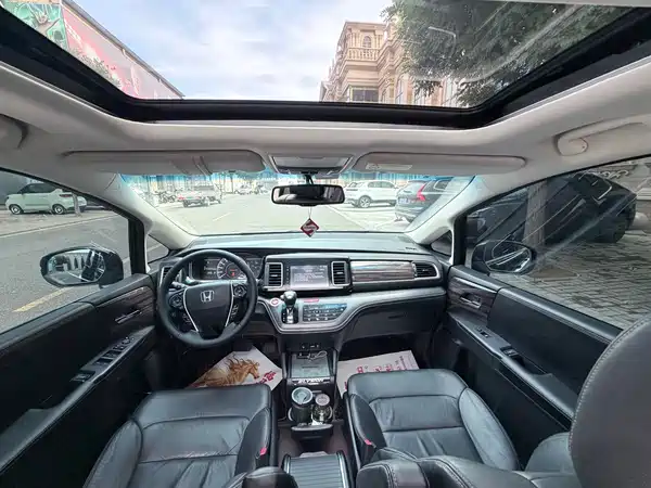 Honda Elysion 2018