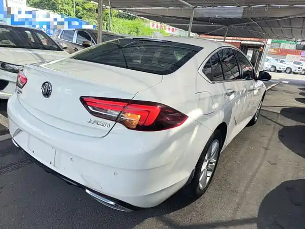 Buick Regal 2018