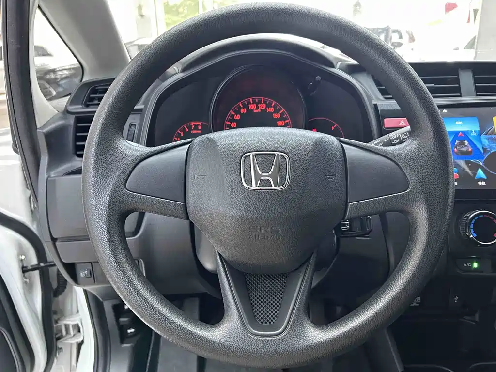 Honda Fit 2015 — фото 11