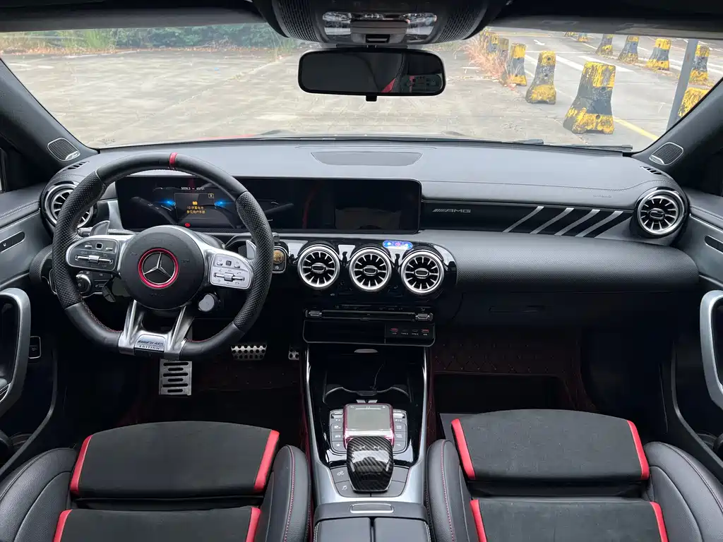 Mercedes-Benz A-Class AMG 2022 — фото 5