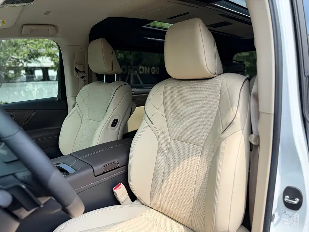 Toyota Alphard 2024 — фото 14