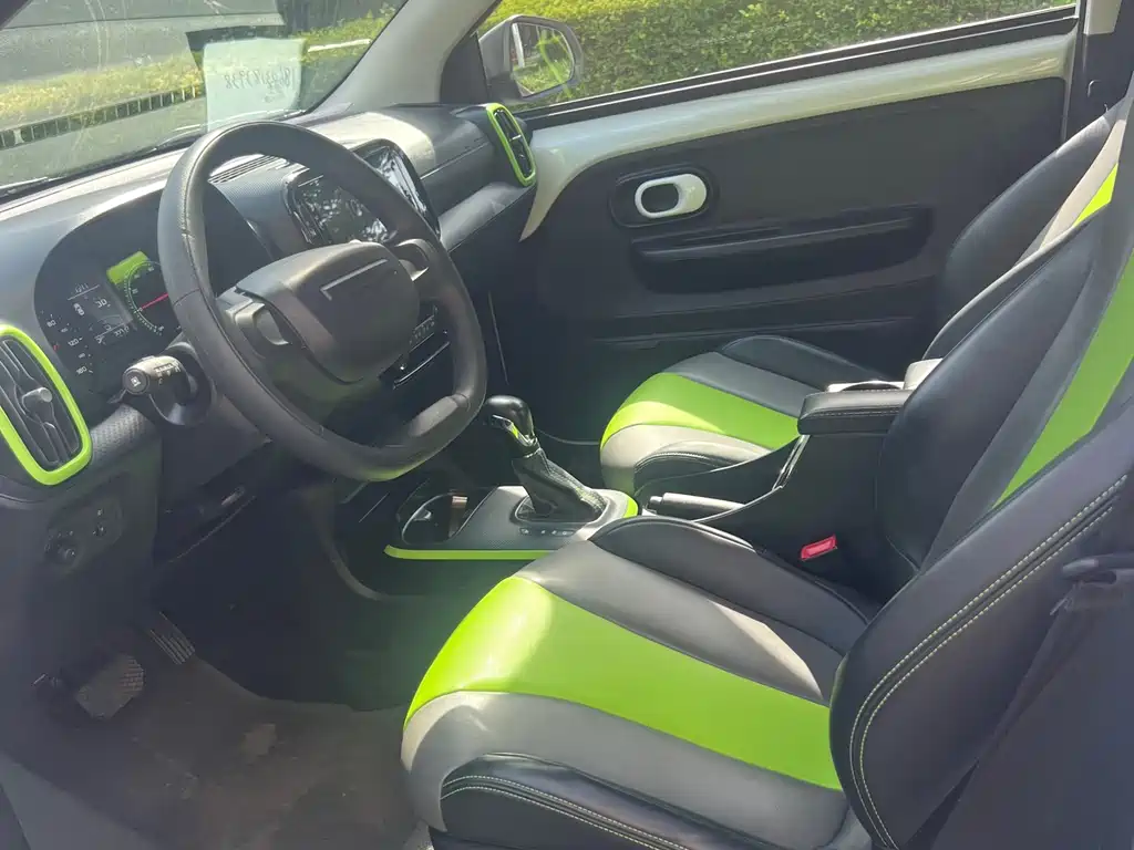 Roewe Clever 2022