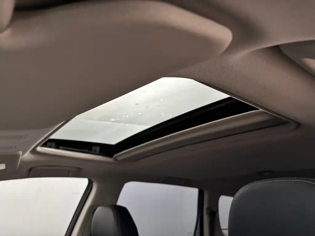 Mitsubishi Outlander 2022 — фото 10