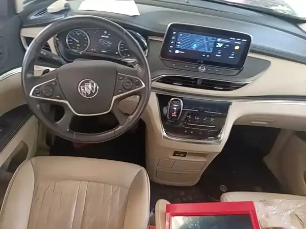 Buick GL8 2024