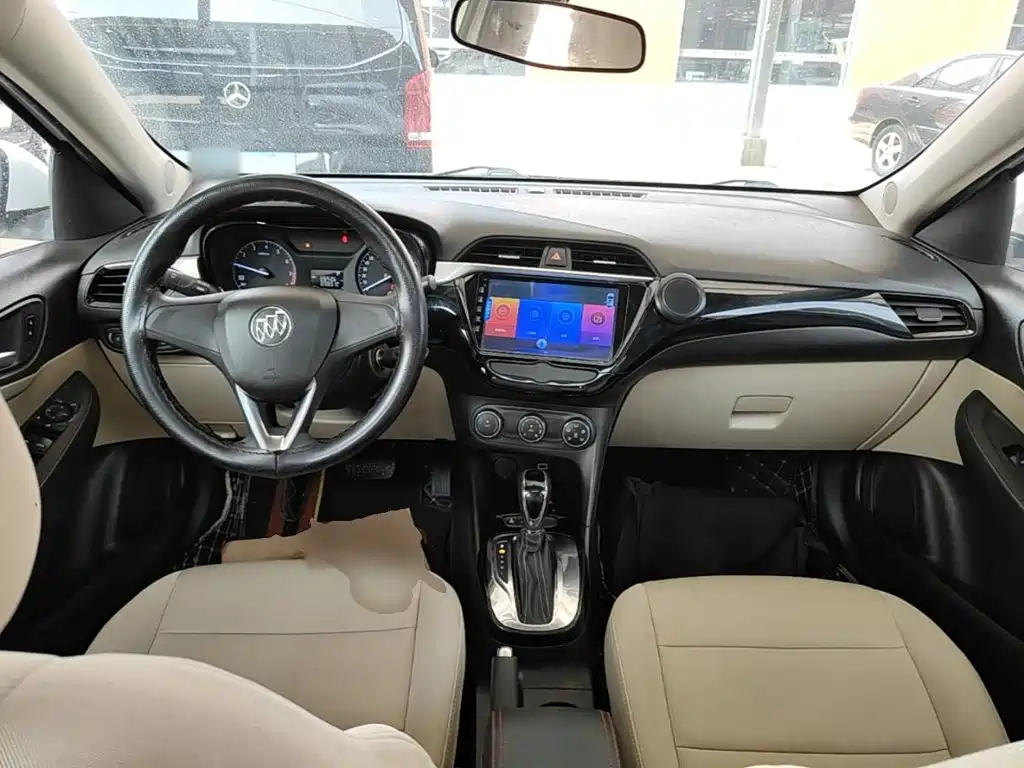 Buick Excelle 2019 — фото 10