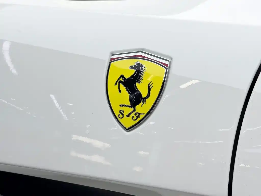 Ferrari Portofino 2019 — фото 10