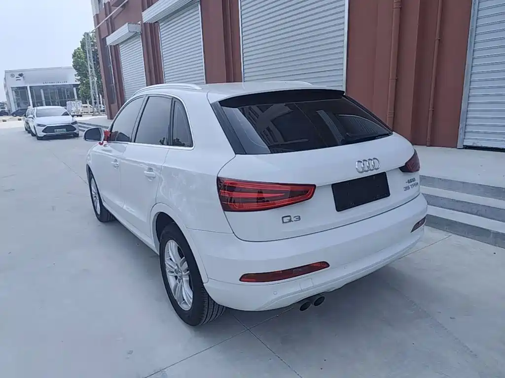 Audi Q3 2014